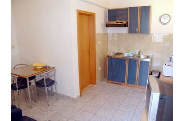 Частен дом Makarska 3